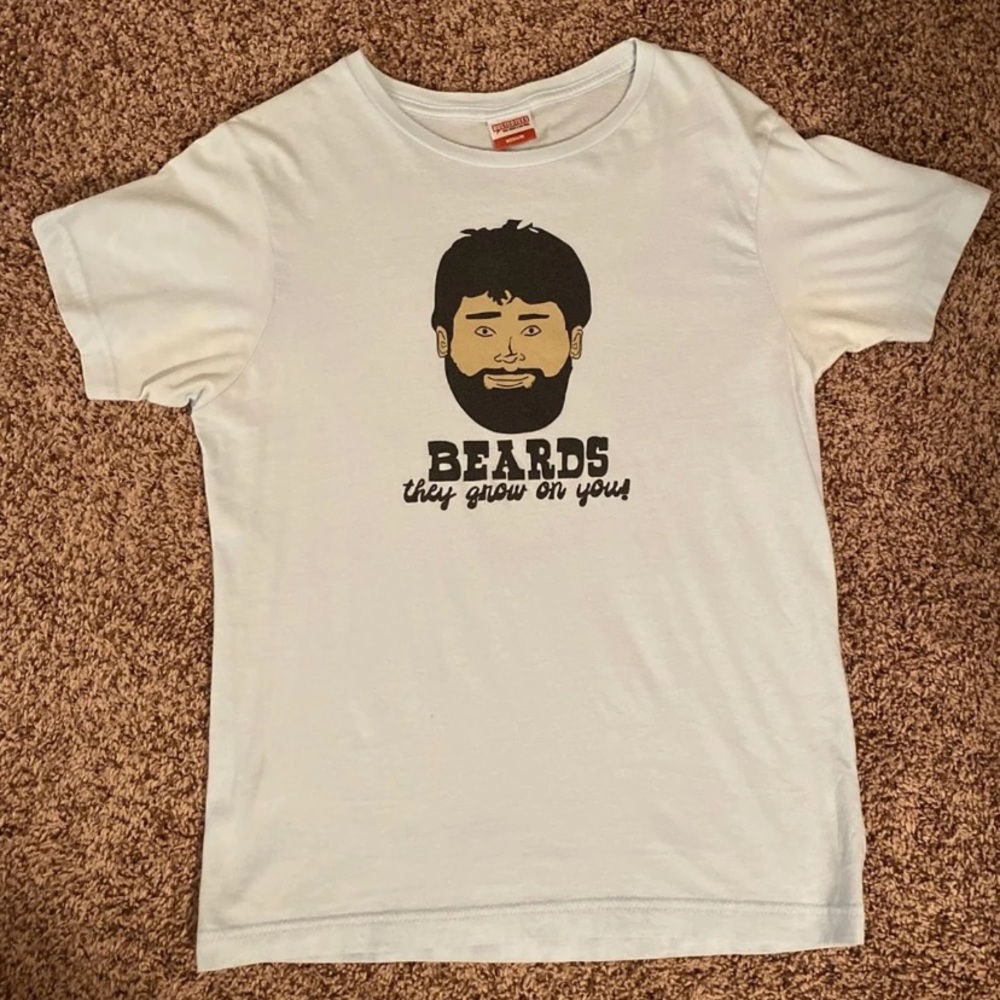 Funny men’s tee.  Great condition